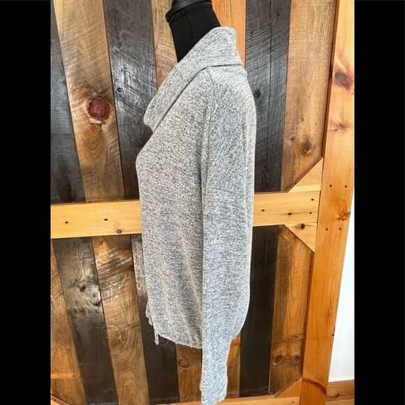 DIP cowl neck long sleeved gray heather knit top with drawstring bottom, sz  S. - Picture 4 of 7